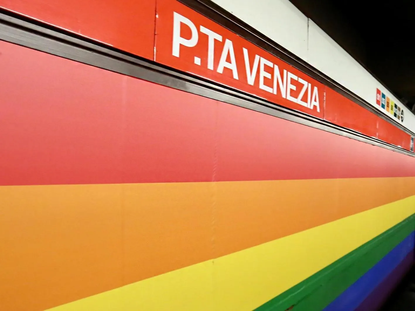Luminoso Monolocale Nel Cuore Di Milano 0*,  Italien
